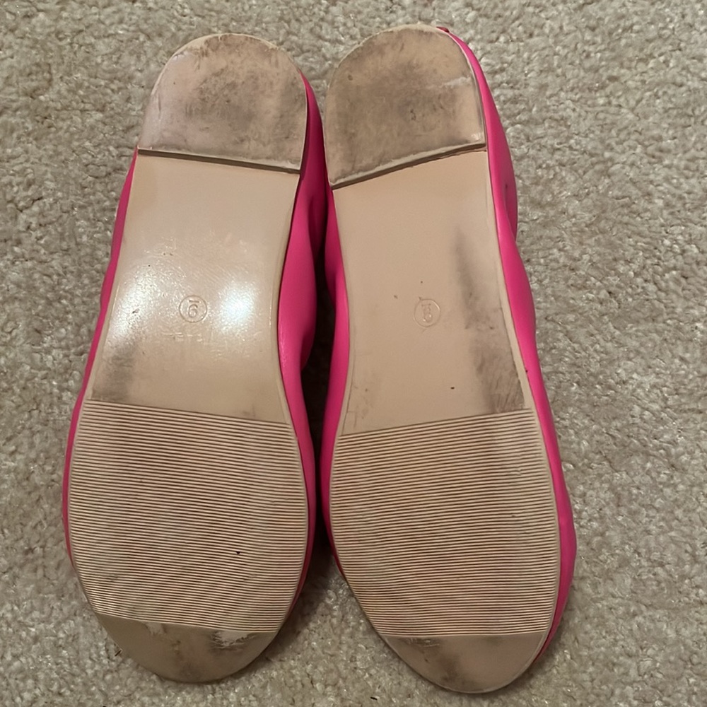 JC Flats - Picture 4 of 4